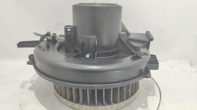 6Q1820015C VAG