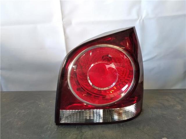 Lampa zespolona tylna prawa 6Q6945096M VAG