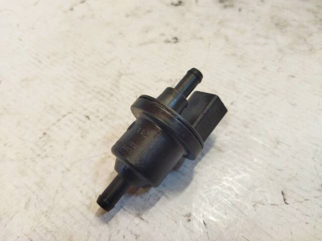 Zawór odpowietrzający zbiornika paliwa Audi A3 8P1