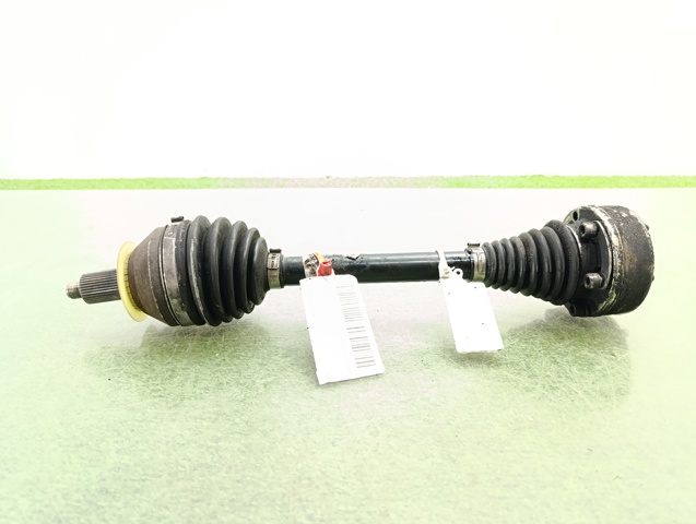Półoś napędowa przednia lewa 6R0407761A VAG