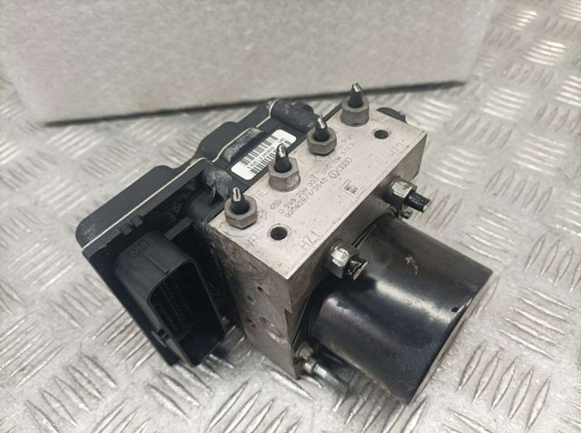 Sterownik ABS  hydrauliczny 6R0614517AD VAG