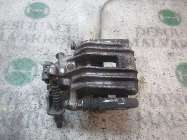 Zacisk hamulcowy tylny prawy 6R0615424 VAG