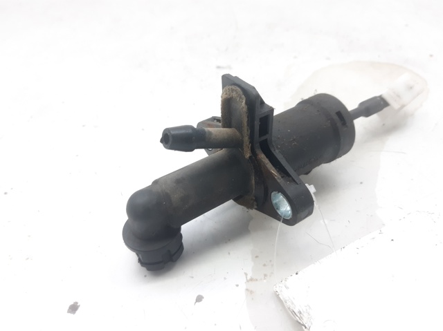 Cylinder sprzęgła główny 6R0721388E VAG