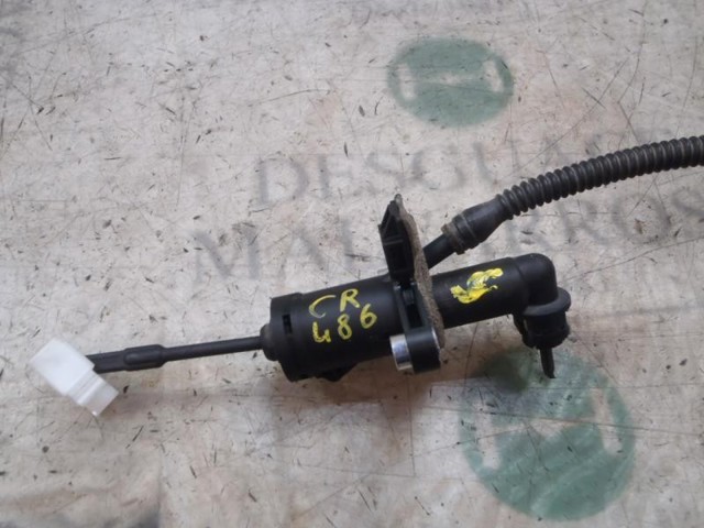 Cylinder sprzęgła główny 6R0721405 VAG