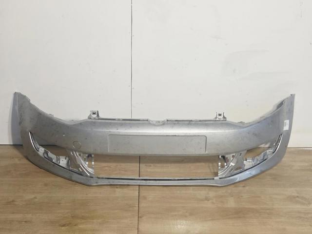 Zderzak przedni 6R0807221 VAG