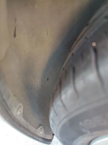 Nadkole błotnika przedniego lewe 6R0809957F VAG