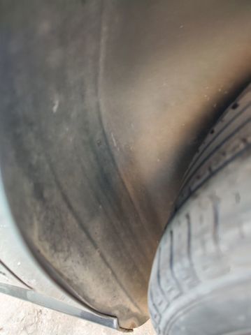 Nadkole błotnika tylnego lewe 6R0810971C VAG