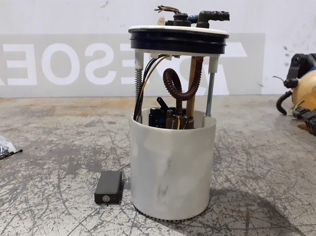 Moduł pompy paliwowej z czujnikiem poziomu paliwa 6R0919051F VAG