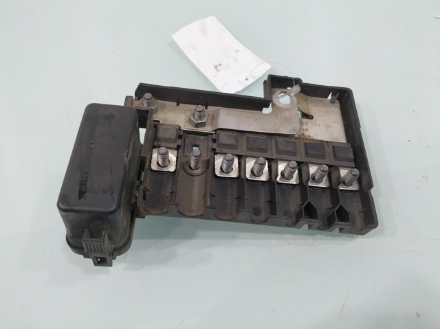 Skrzynka bezpieczników 6R0937621 VAG