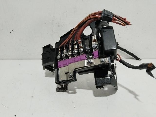 Skrzynka bezpieczników 6R0937621 VAG