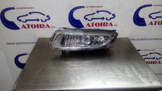 Lampa przeciwmgielna lewa 6R0941061B VAG
