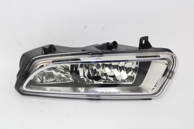 Lampa przeciwmgielna lewa 6R0941061B VAG