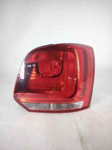 Lampa zespolona tylna prawa 6R0945096J VAG