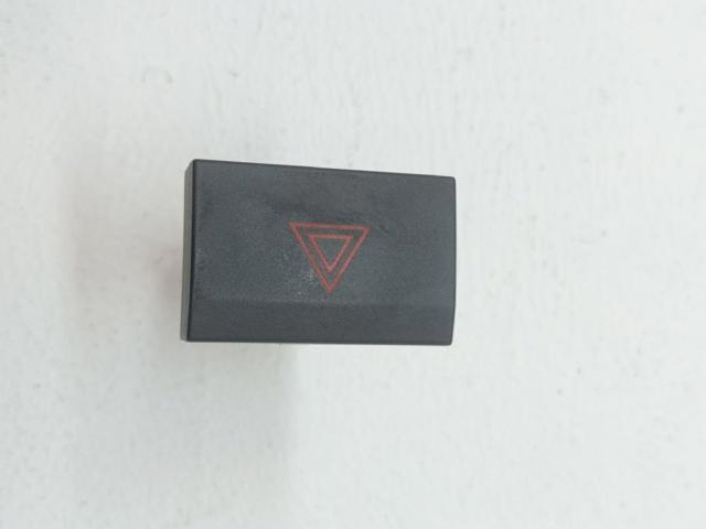 Przycisk włączania światła awaryjnego 6R0953509A VAG