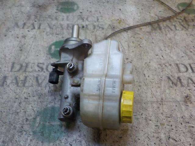 Główny cylinder hamulców 6R1611019D VAG