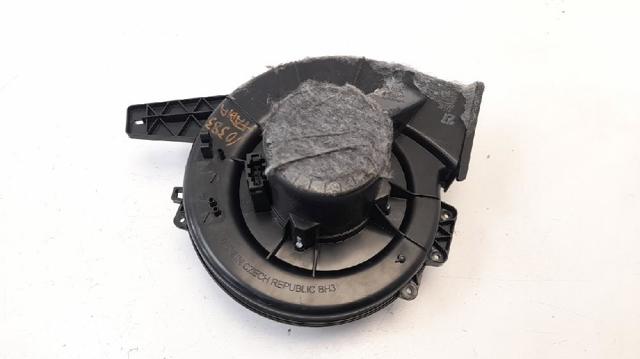 Silniczek wentylatora nagrzewnicy (ogrzewacza wnętrza) 6R1819015 VAG