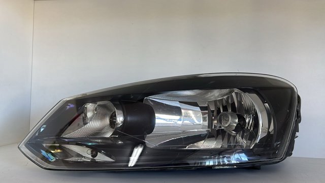 Reflektor lewy 6R1941015E VAG