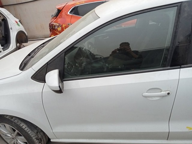 Drzwi przednie lewe 6R4831055J VAG
