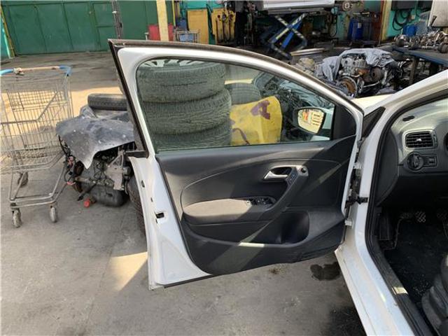 Drzwi przednie lewe 6R4831055J VAG