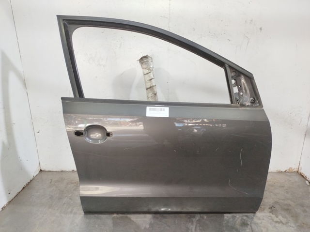Drzwi przednie prawe 6R4831056J VAG
