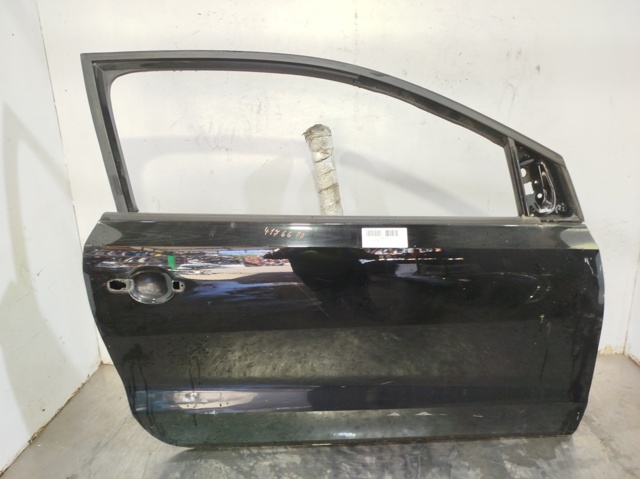 Drzwi przednie prawe 6R4831056J VAG