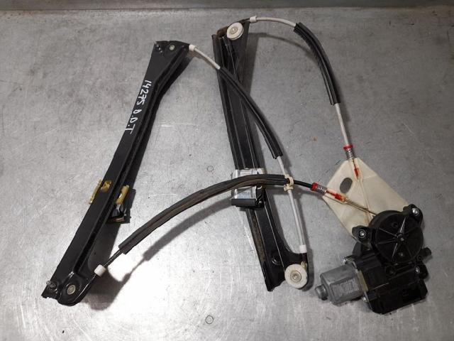 Mechanizm podnoszenia szyby drzwi przednich prawych 6R4837462D VAG