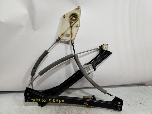 Mechanizm podnoszenia szyby drzwi przednich prawych 6R4837462L VAG