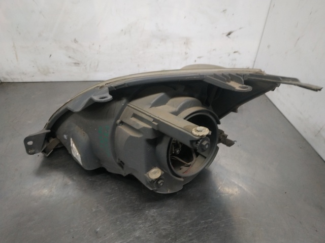 Reflektor prawy 6S6113W029AD FORD