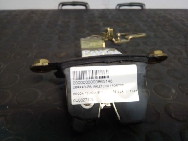 Zamek klapy bagażnika (3/5 drzwi tylnych) Skoda Felicia 2 6U1