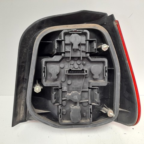 Lampa zespolona tylna lewa 6U0945095A VAG