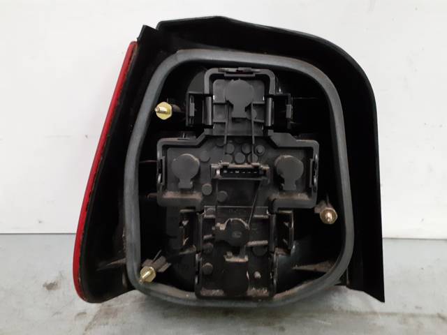 Lampa zespolona tylna prawa 6U0945096A VAG