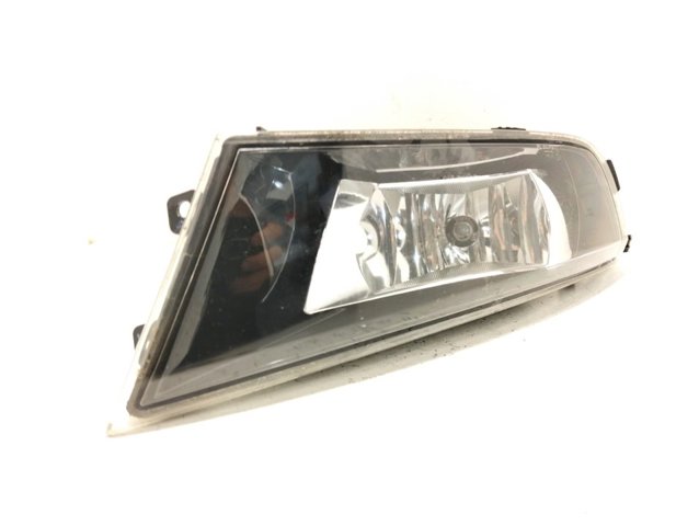 Lampa przeciwmgielna lewa 6V0941699 VAG