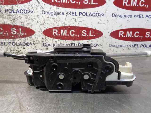 Zamek drzwi przednich lewych 6V1837015A VAG