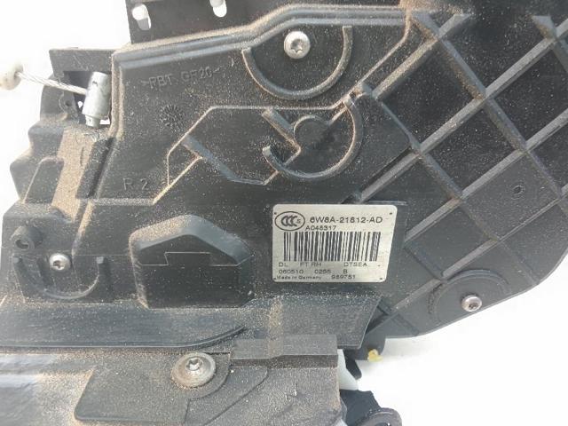 Zamek drzwi przednich prawych 6W8A21812AD LAND ROVER