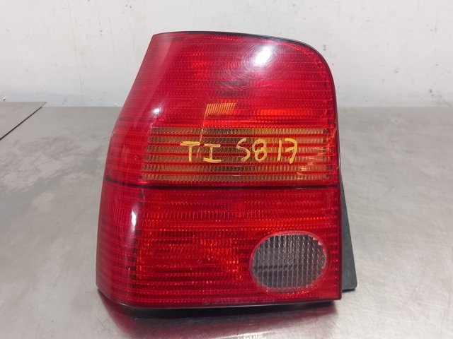Lampa zespolona tylna lewa 6X0945095D VAG