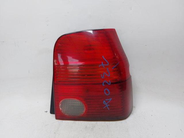 Lampa zespolona tylna prawa 6X0945096E VAG
