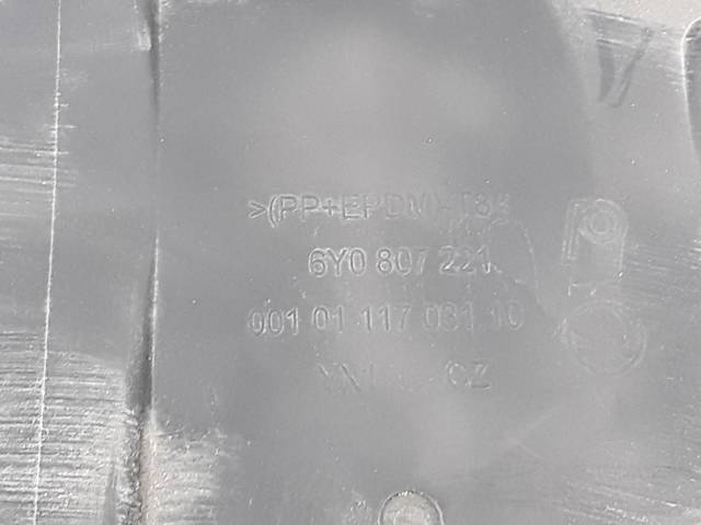 Zderzak przedni Skoda Fabia 1 6Y3