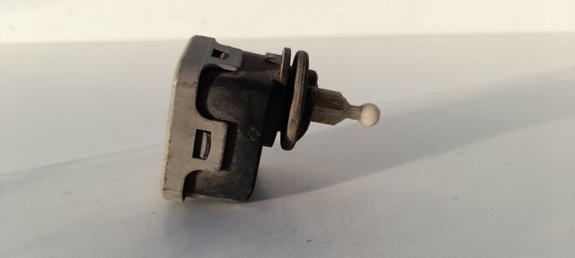 Korektor swiatel Skoda Fabia 1 6Y5