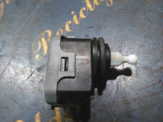 Korektor swiatel Skoda Fabia 1 6Y5