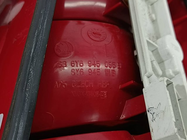 Lampa zespolona tylna lewa 6Y6945095B VAG