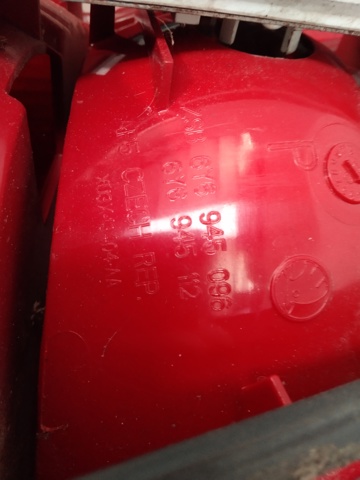 Lampa zespolona tylna prawa 6Y6945096 VAG