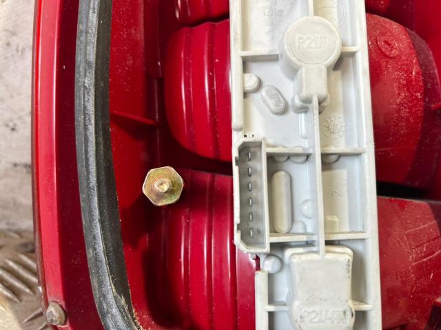 Lampa zespolona tylna prawa 6Y6945112B VAG
