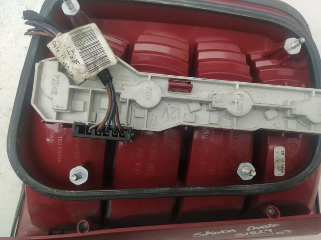 Lampa zespolona tylna prawa 6Y9945096 VAG
