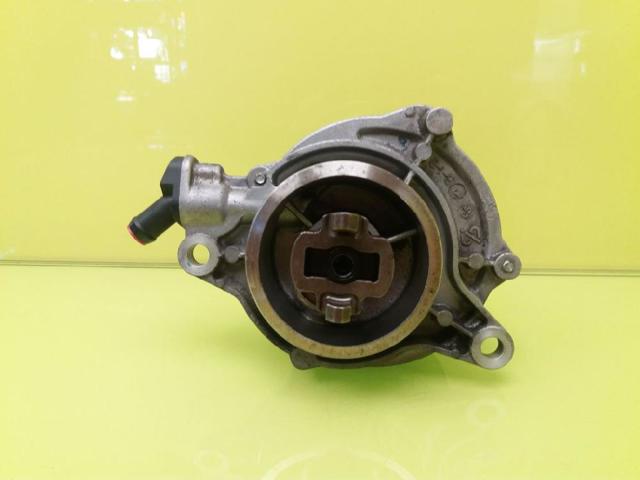 700437012 BMW