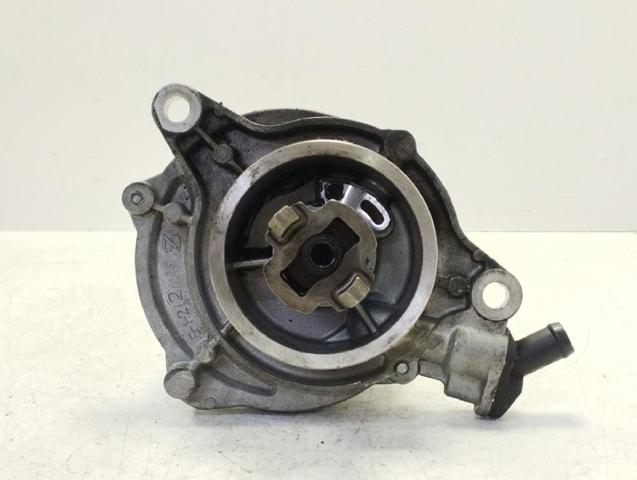 Pompa podciśnienia 700437012 BMW