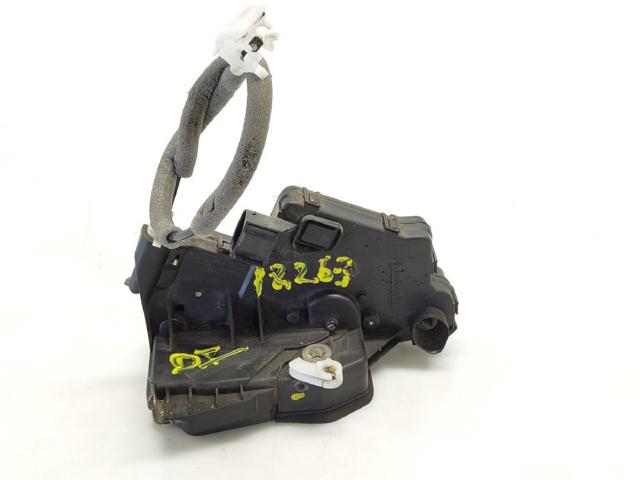 Zamek drzwi przednich lewych 7011241 BMW