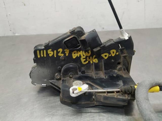 Zamek drzwi przednich prawych 7011244 BMW