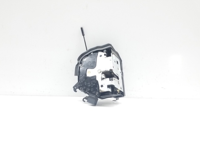 Zamek drzwi przednich prawych 7011250 BMW