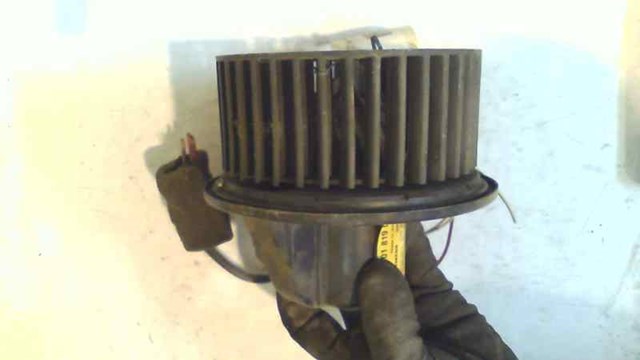 Silniczek wentylatora nagrzewnicy (ogrzewacza wnętrza) 701819021B VAG