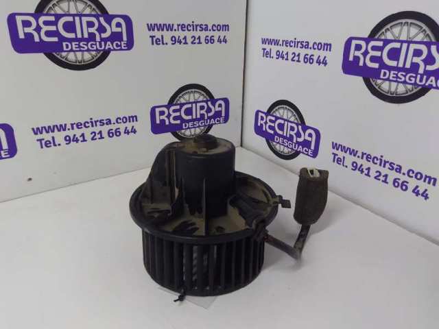 Silniczek wentylatora nagrzewnicy (ogrzewacza wnętrza) 701819021B VAG